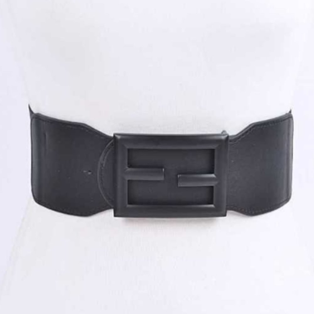 Plus Size Tonal Buckle Elastic Belt